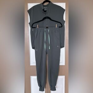 Figs Womens Bonsai Jogger Set